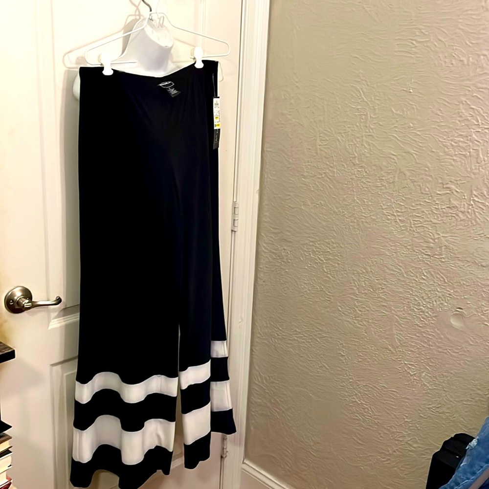 Dead stock, Stein Mart, Cocoa, Bianco size large wide leg pants